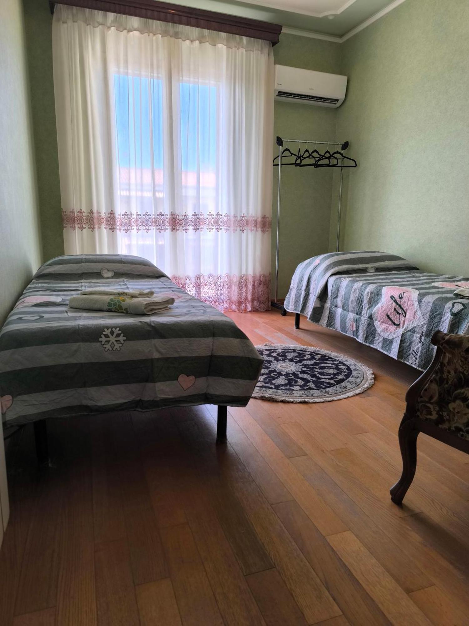 לינה וארוחת בוקר Motta SantʼAnastasia Bed & Breakfast Kalinka מראה חיצוני תמונה