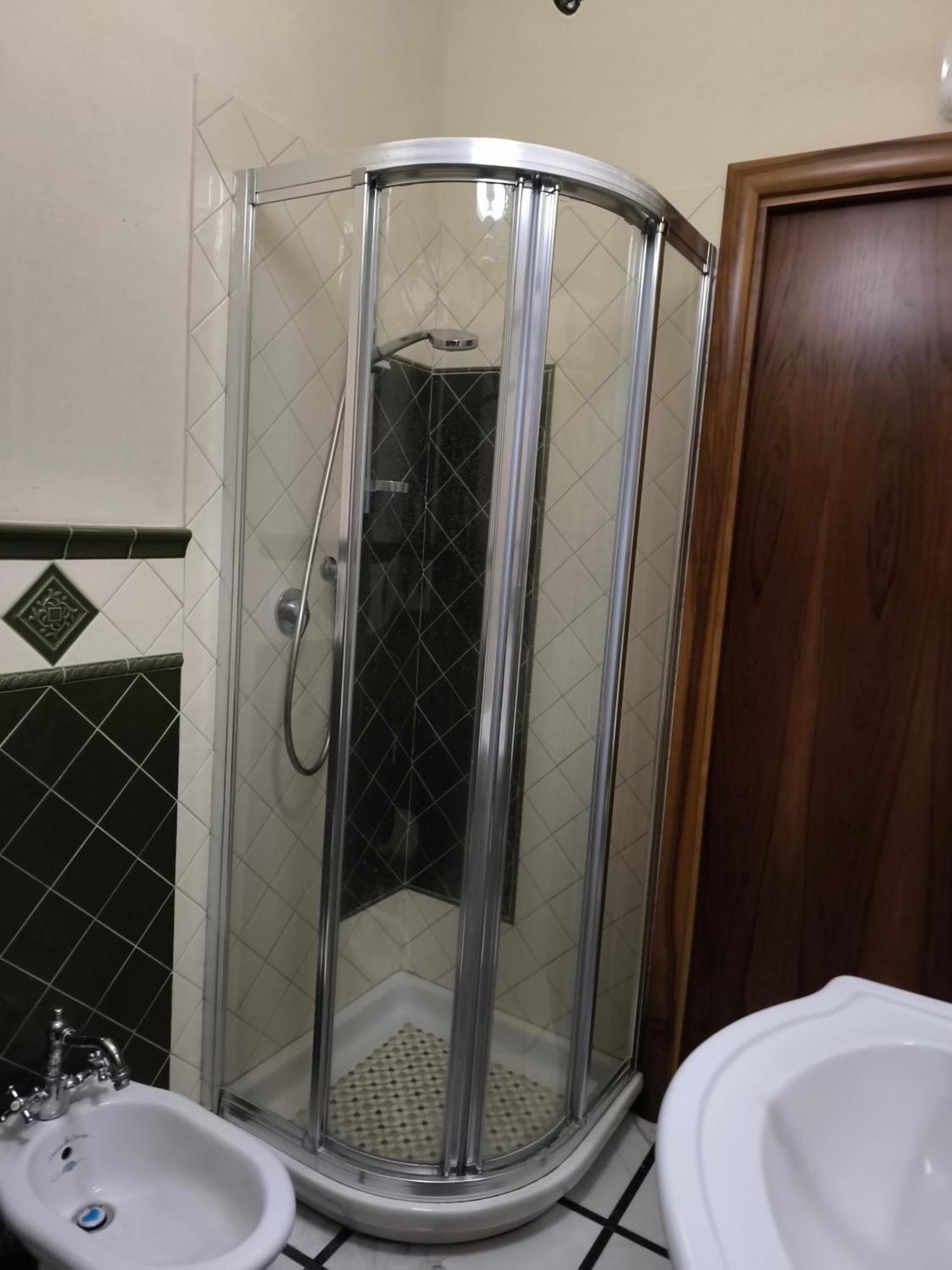 לינה וארוחת בוקר Motta SantʼAnastasia Bed & Breakfast Kalinka מראה חיצוני תמונה